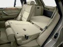 :  > BMW X5 3.0i (Car: BMW X5 3.0i)