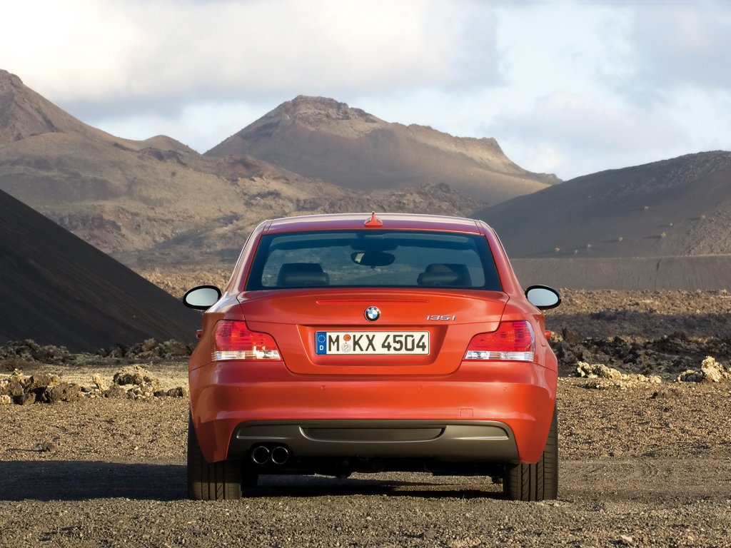 Foto: BMW 1 Series Coupe Rear (2008)