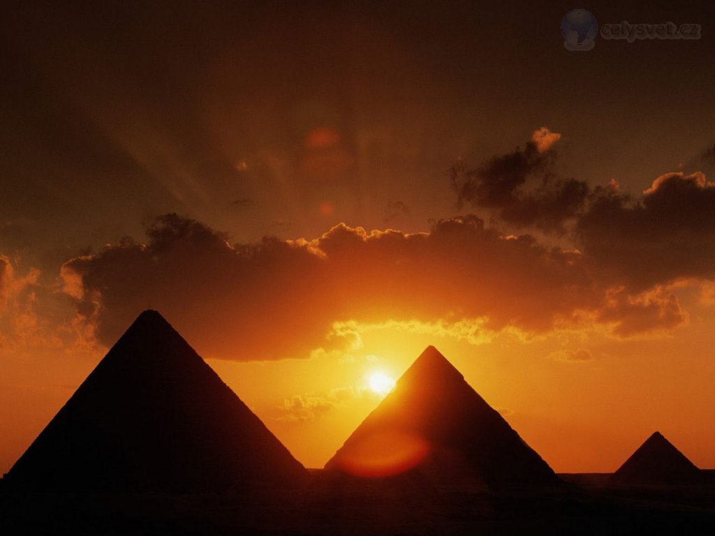 Foto: Pyramids At Sunset, Cairo, Egypt