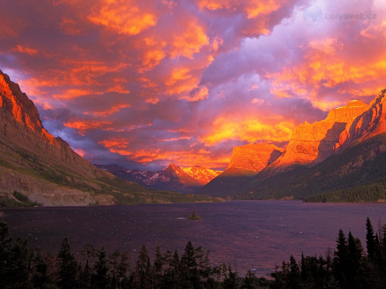 Foto: Sunrise Over St Mary Lake, Glacier National Park, Montana