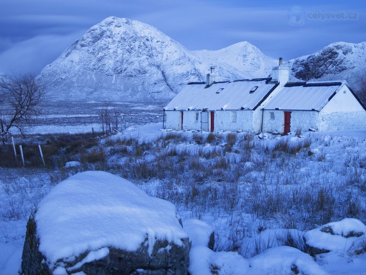 Foto: Black Rock Cottage In Winter, Glencoe, Scotland