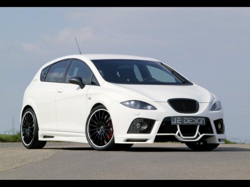 Foto: JE Design SEAT Leon Cupra Front And Side (2007)