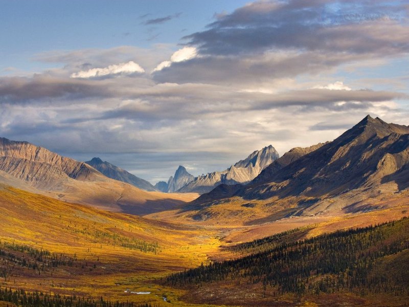 Foto: North Klondike River Valley, Tombstone Territorial Park, Yukon, Canada